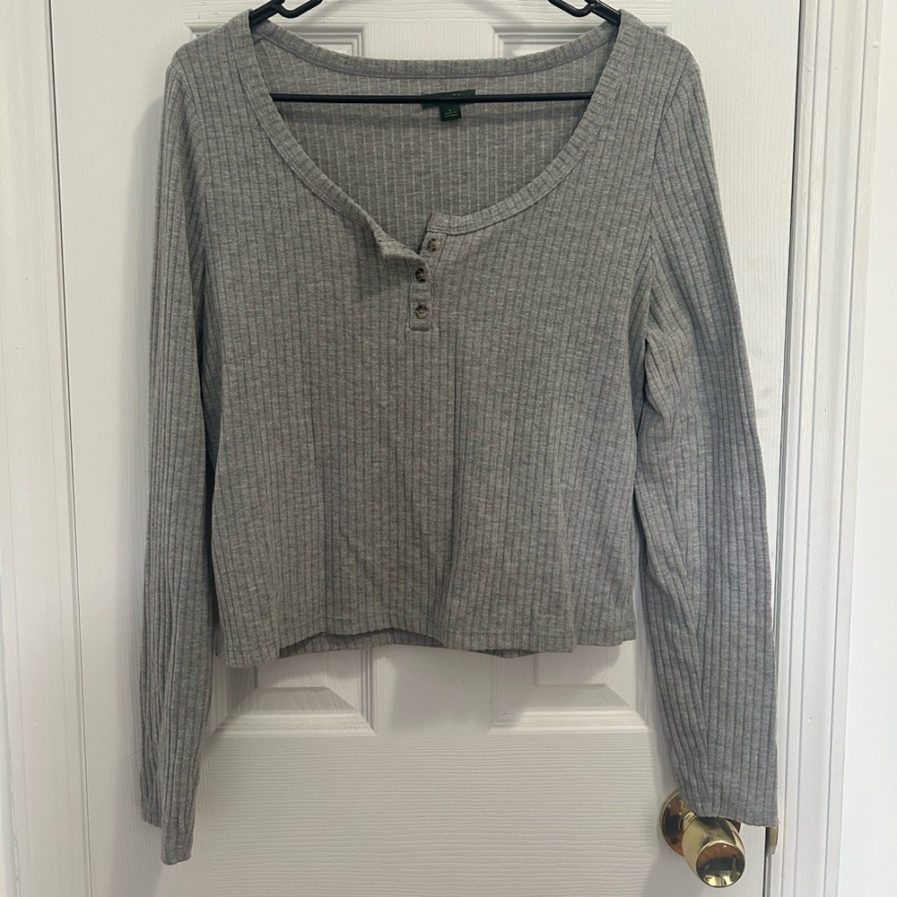 Wild fable grey cropped sweater
